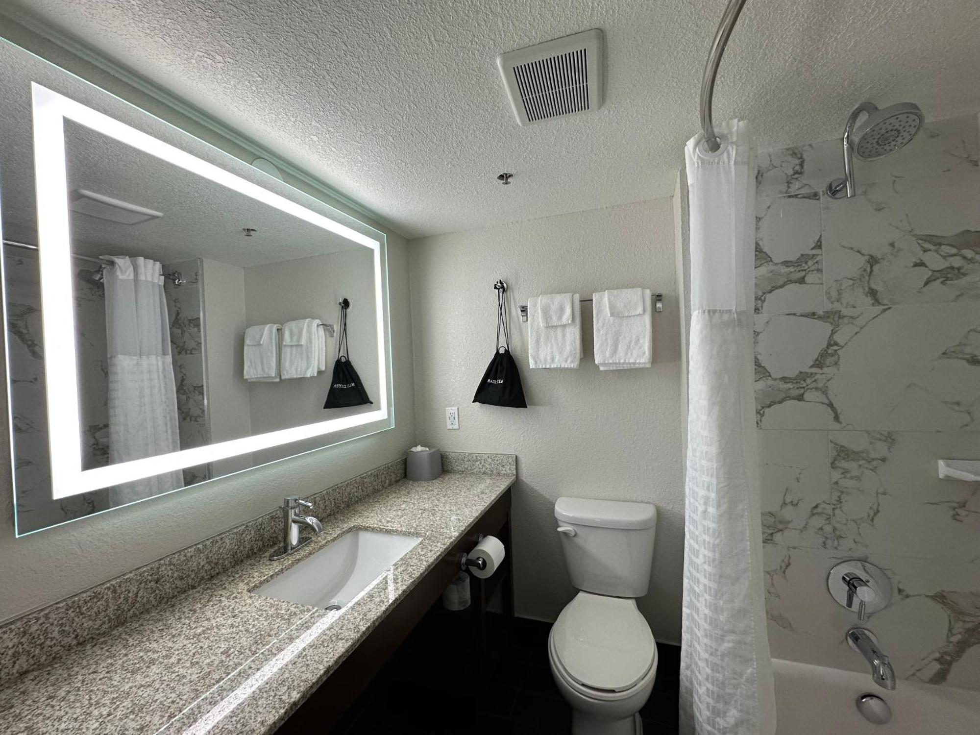 Holiday Inn Express & Suites Eden Prairie - Minneapolis By Ihg Екстер'єр фото