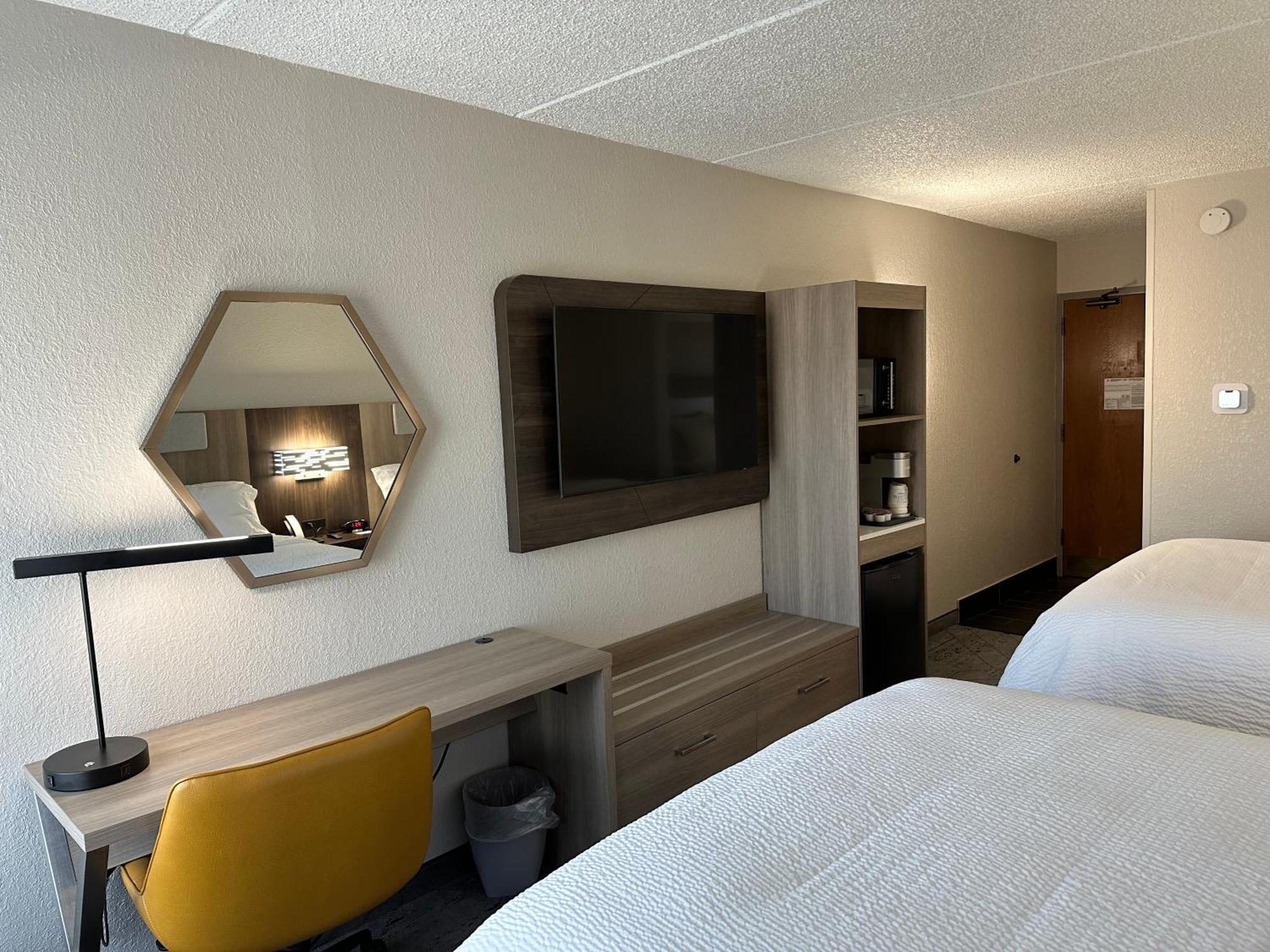 Holiday Inn Express & Suites Eden Prairie - Minneapolis By Ihg Екстер'єр фото
